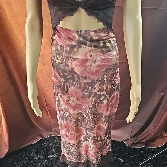 Free People Floral Maxi Skirt in Pink and Brown - Picture 3 of 5